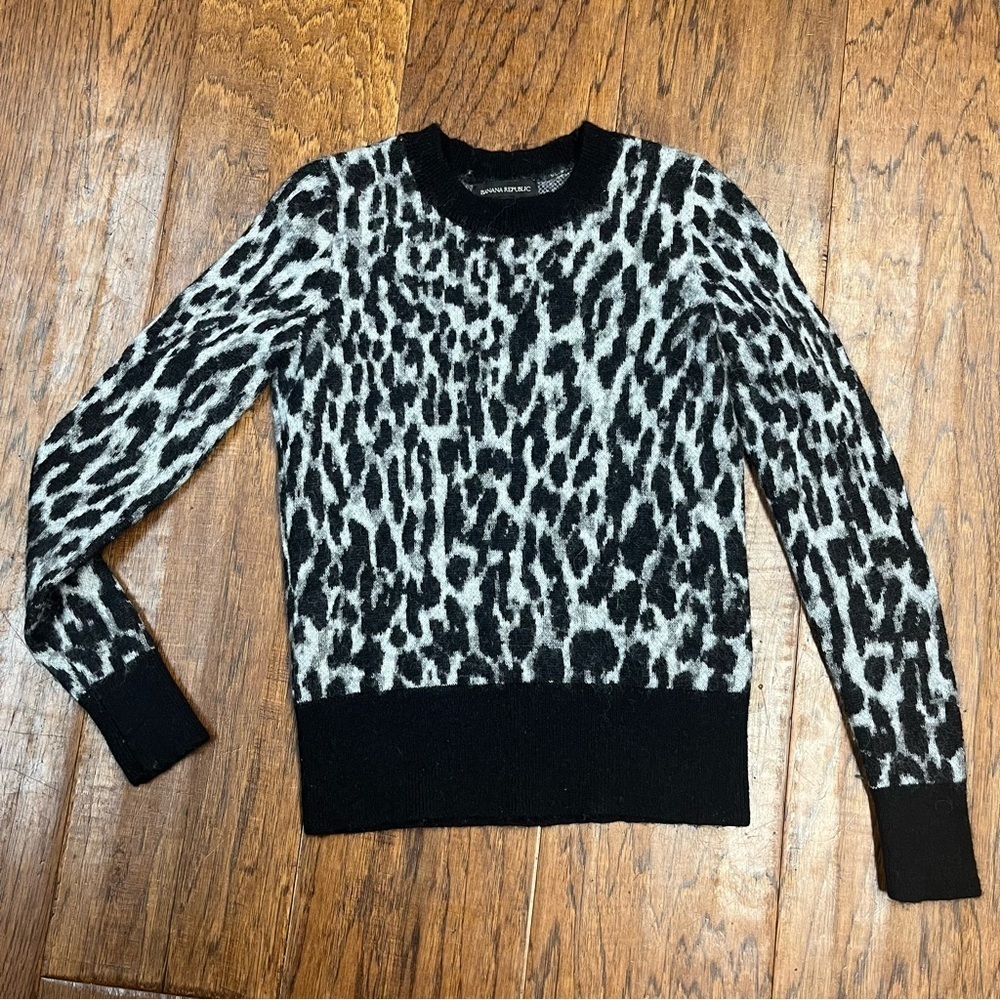 Banana republic alpaca wool Leopard Print‎ sweater